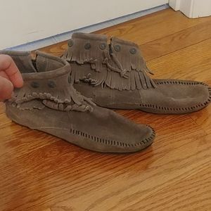 Minnetonka moccasin booties